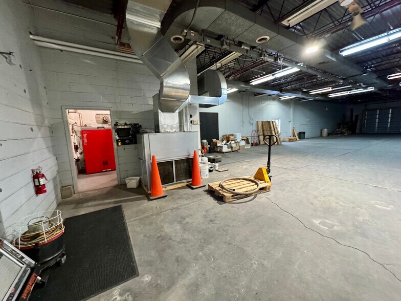 More Photos Of 19 Archertown Rd, Orford Distribution For Sale