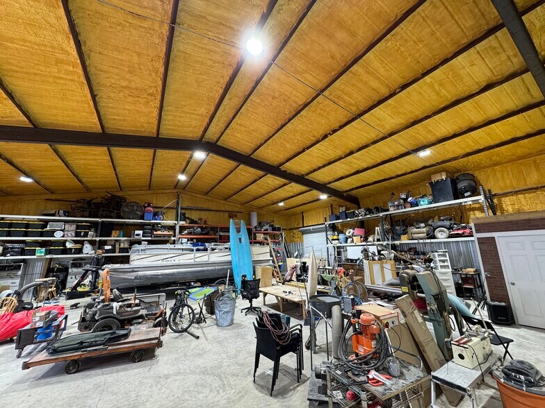 More Photos Of 1851 County Road 280, Leander Warehouse For Lease