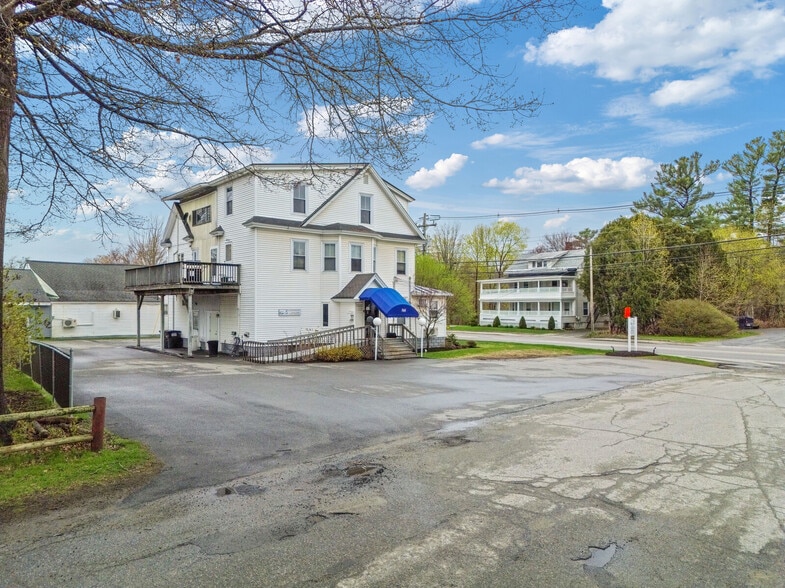 More Photos Of 166 Silver St, Waterville Medical For Sale