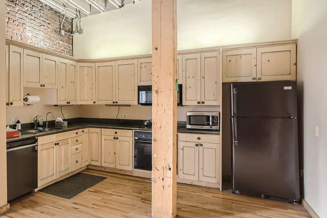 More Photos Of 1822 Blake St, Denver Office For Sale