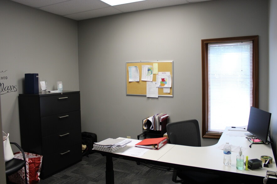 More Photos Of 373 Meridian Parke Ln, Greenwood Medical For Sale