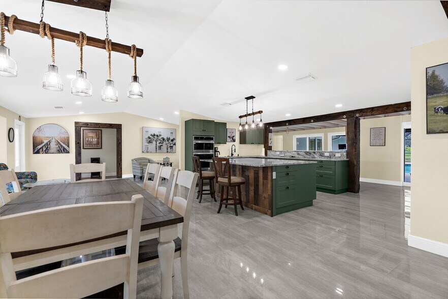 More Photos Of 22226 Sr 64, Bradenton Specialty For Sale