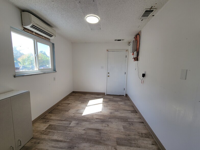 More Photos Of 1055 Grass Valley Hwy, Auburn Medical For Lease