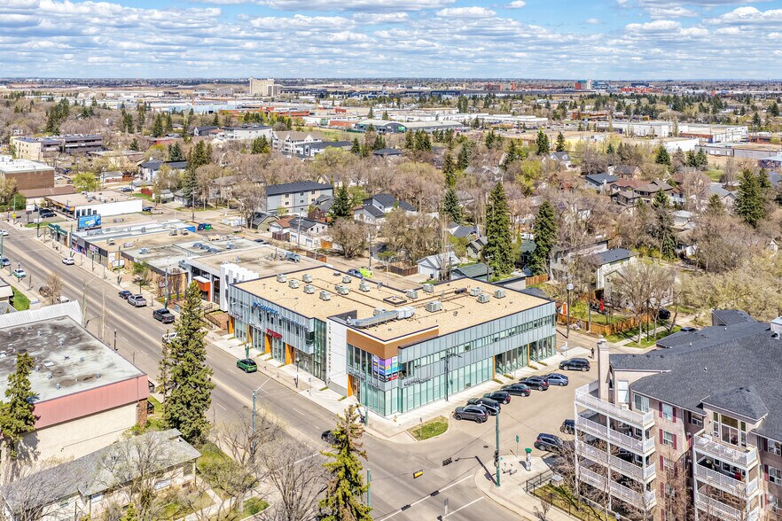 More Photos Of 10957 124th St NW, Edmonton Storefront Retail Office For Sale