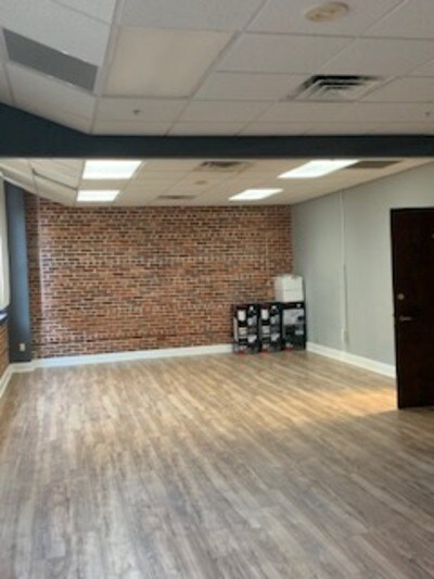 More Photos Of 25 Wall St, Orlando Bar For Lease