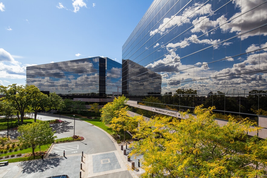 More Photos Of 2 Meridian Crossings, Richfield Office For Lease