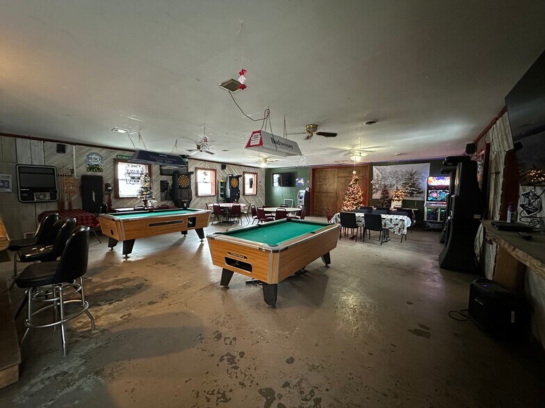 More Photos Of 271 Barker Rd, Oswego Restaurant For Sale