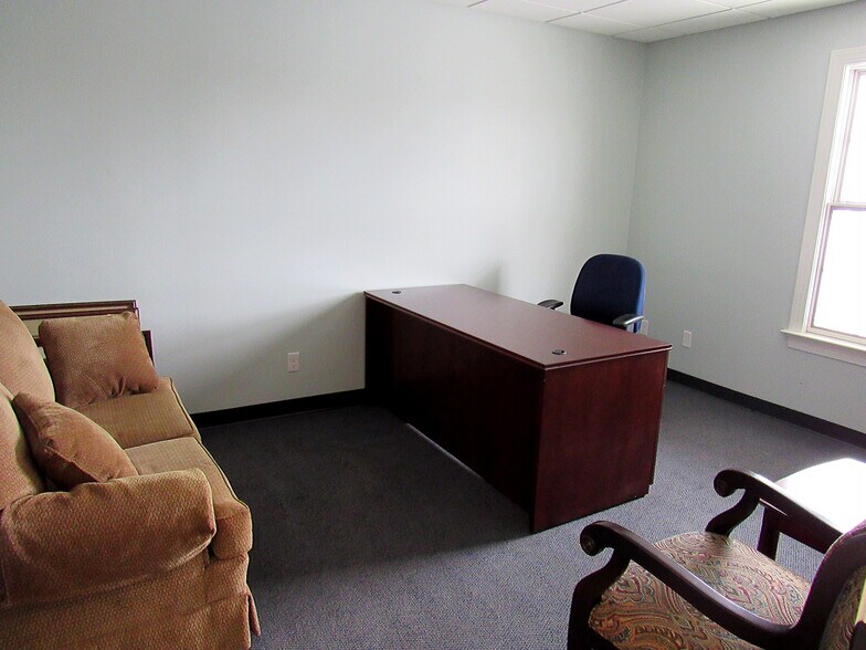 More Photos Of 601-623 Emancipation Hwy, Fredericksburg Medical For Sale