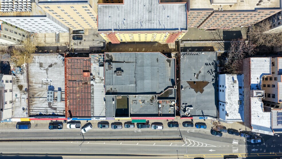More Photos Of 239 E Tremont Ave, Bronx General Retail For Sale