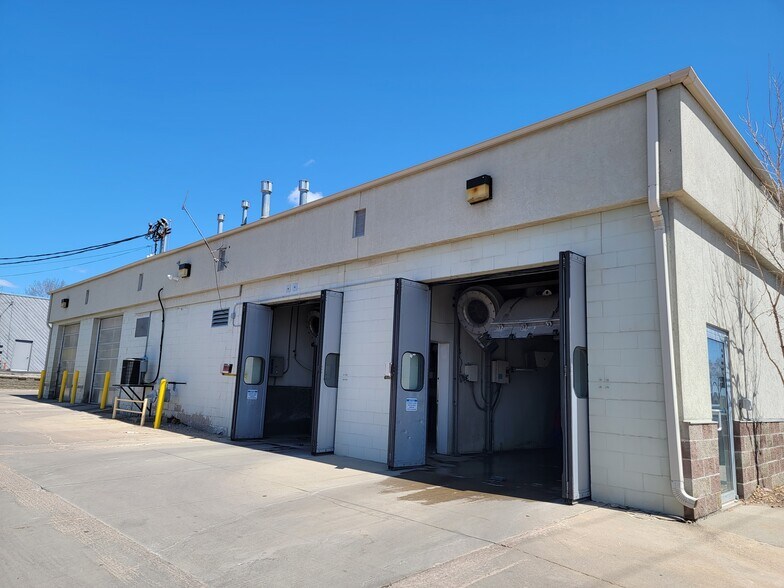 More Photos Of 2821 S Minnesota Ave, Sioux Falls Carwash For Sale