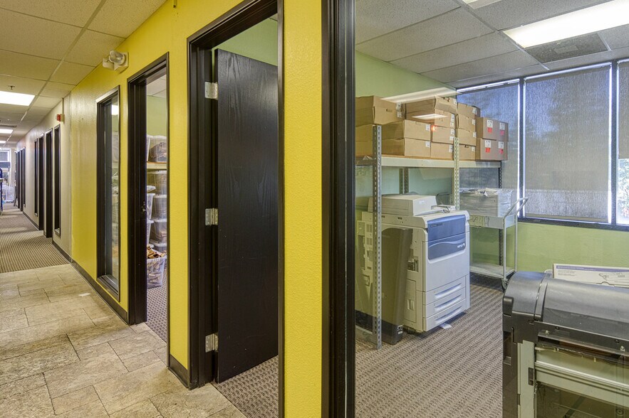 More Photos Of 7200 Fair Oaks Blvd, Carmichael Office Residential For Sale