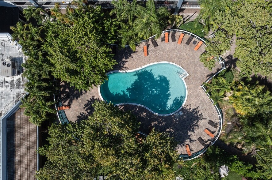 More Photos Of 4900 Powerline Rd, Fort Lauderdale Hotel For Sale