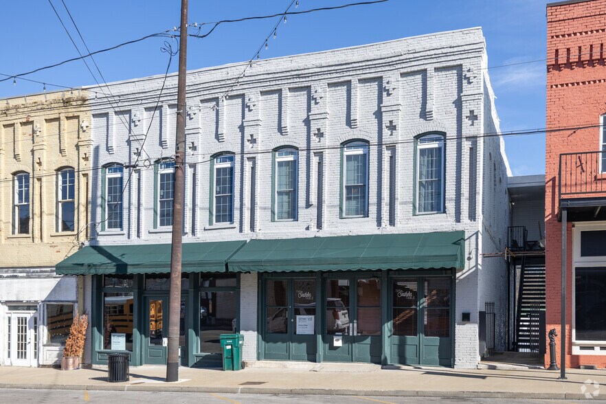 Primary Photo Of 227-229 N 1st St, Pulaski Restaurant For Sale