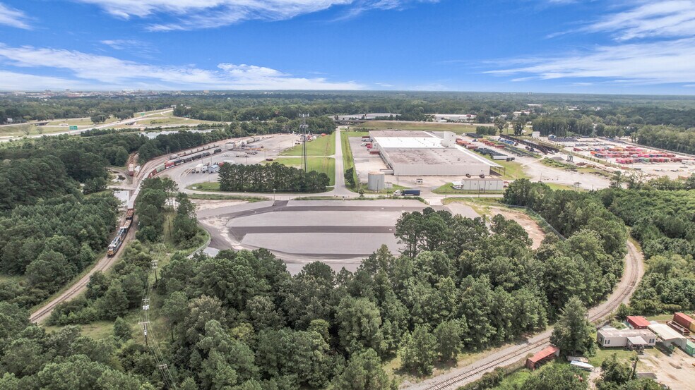 More Photos Of 2351 Tremont Rd, Savannah Land For Lease