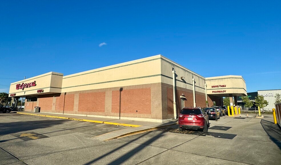 More Photos Of 4200 Chef Menteur Hwy, New Orleans Convenience Store For Lease