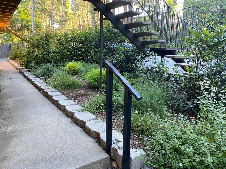 More Photos Of 634-642 Kate Hayes St, Grass Valley Apartments For Sale