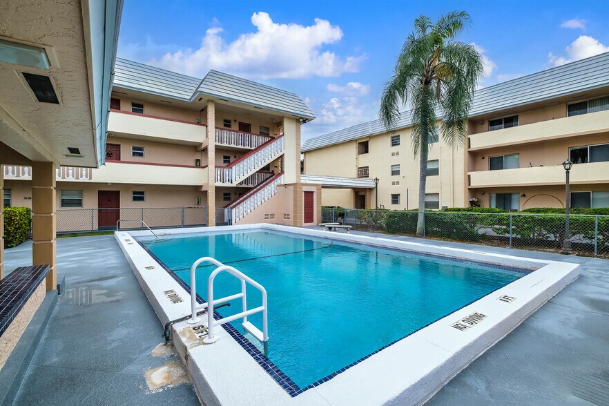 More Photos Of 8951 Sunset Dr, Miami Apartments For Sale