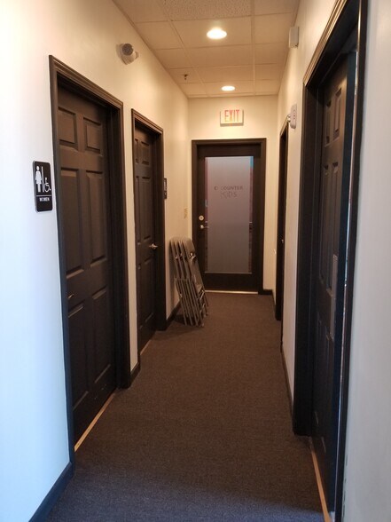 More Photos Of 3450 Acworth Due West Rd NW, Kennesaw Office For Lease