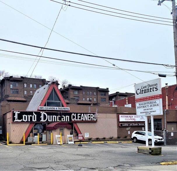 Primary Photo Of 5850 Forward Ave, Pittsburgh Flex For Lease