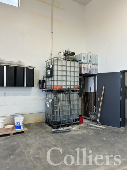 More Photos Of 12820 Go Way Ave, Pocatello Warehouse For Lease