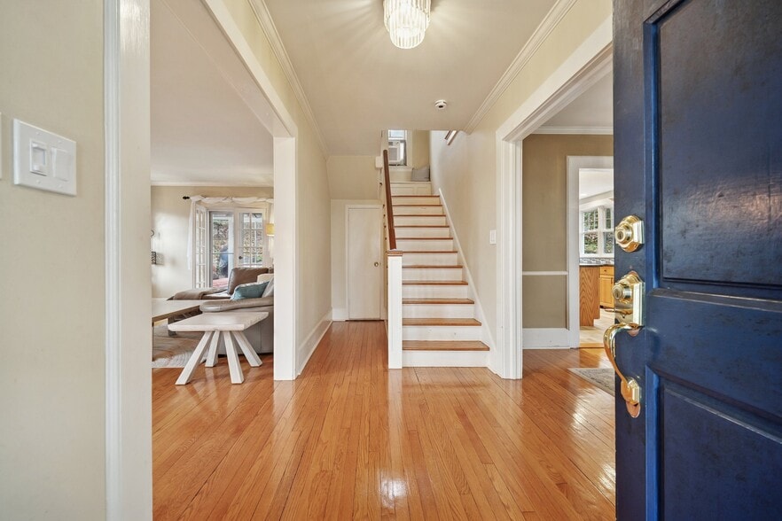 More Photos Of 526 Highland Ave, Montclair Hospitality For Sale