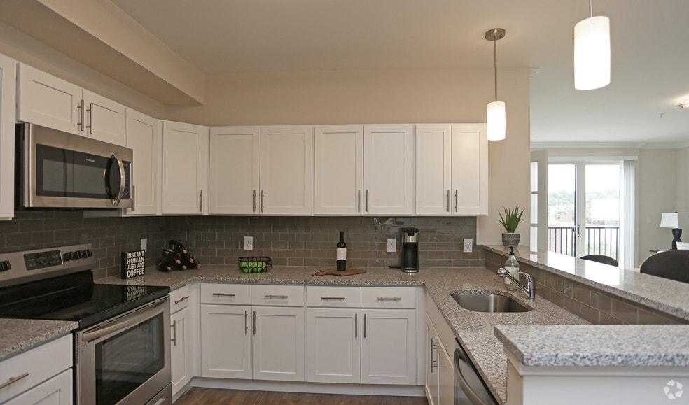 More Photos Of 240 State St, Schenectady Apartments For Lease
