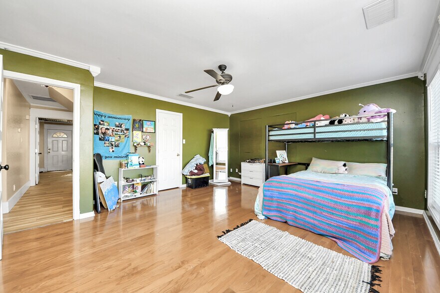 More Photos Of 17188 Highway 321, Dayton Specialty For Sale