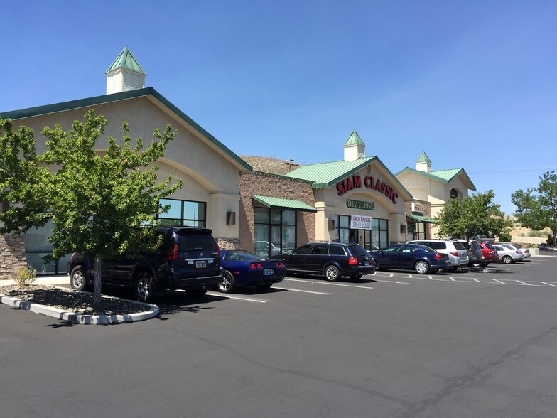 More Photos Of 4250 Cochise St, Carson City Freestanding For Lease