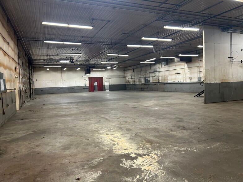 More Photos Of 9350 Shaver Rd, Portage Manufacturing For Sale