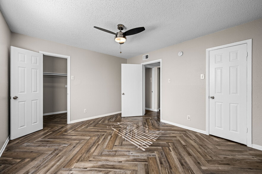 More Photos Of 5317 Junius St, Dallas Apartments For Sale