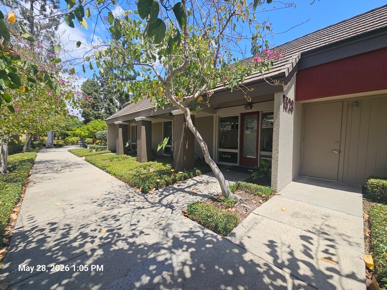 More Photos Of 1528 Brookhollow Dr, Santa Ana Medical For Sale