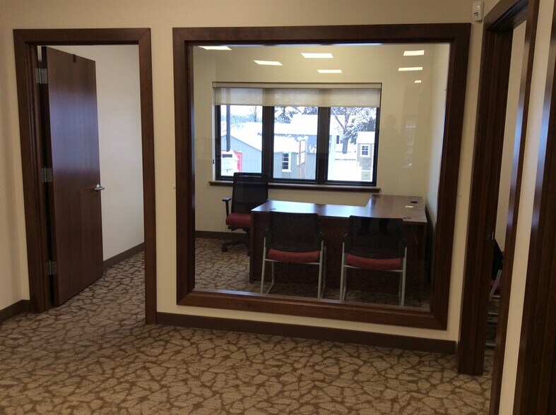 More Photos Of 3151 S Service Dr, Red Wing Storefront Retail Office For Lease