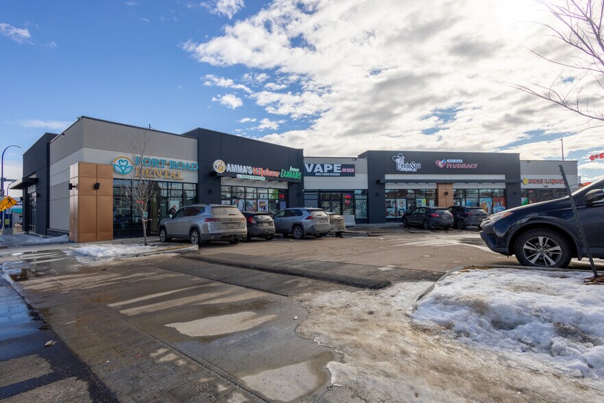 More Photos Of 5811 132, Edmonton Storefront For Sale