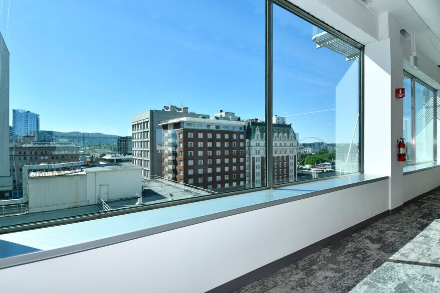 More Photos Of 421 SW 6th Ave, Portland Office For Lease