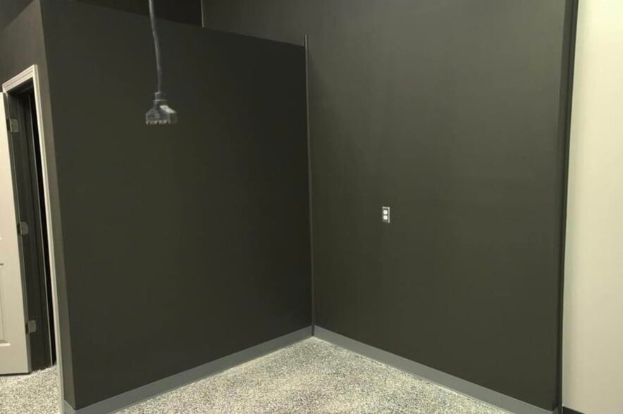 More Photos Of 4650 Fm 2351 Rd, Friendswood Self Storage For Sale