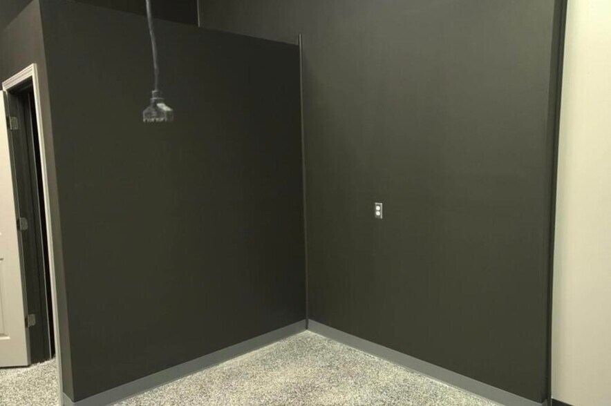 More Photos Of 4650 Fm 2351 Rd, Friendswood Self Storage For Sale