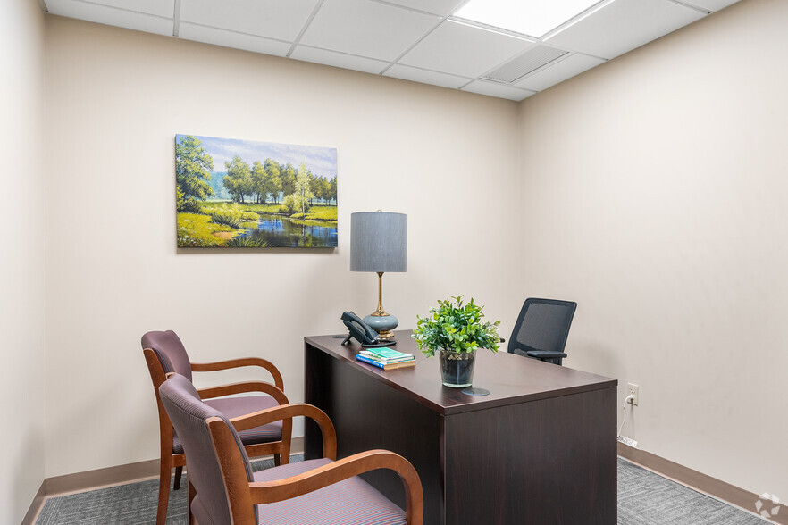 More Photos Of 609 W Johnson Ave, Cheshire Medical For Lease