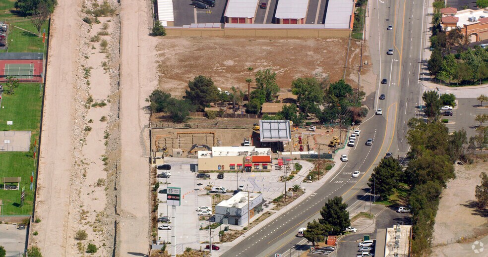 More Photos Of 3154 Kendall Dr, San Bernardino Convenience Store For Sale