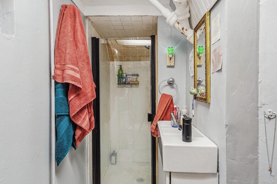 More Photos Of 1570 Saint Paul St, Denver Apartments For Sale