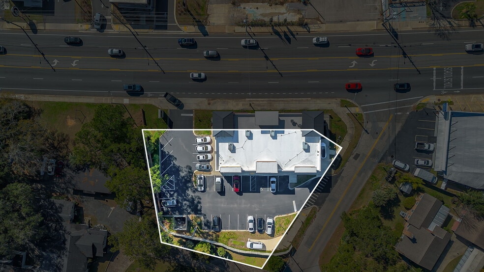 More Photos Of 1875 N Monroe St, Tallahassee Freestanding For Sale