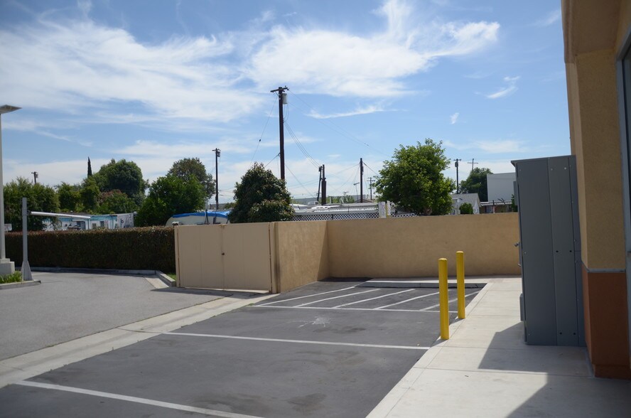 94019405 Rush St, South El Monte, CA 91733 Retail For Lease
