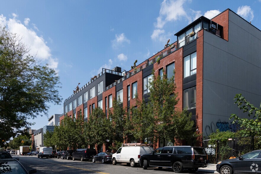 More Photos Of 219-237 Grand St, Brooklyn Apartments For Lease