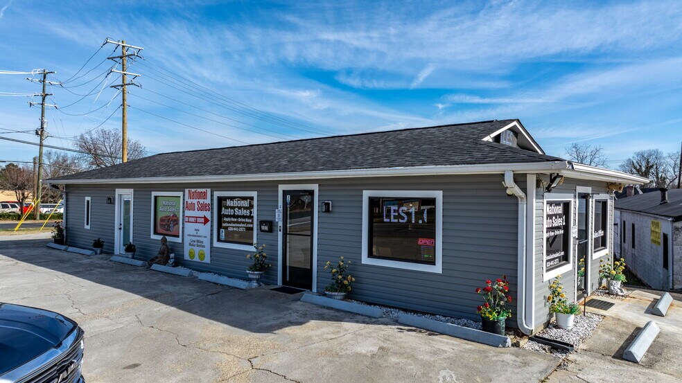 Primary Photo Of 121 13th St SW, Hickory Office For Sale