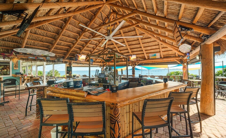 More Photos Of 4845 Dixie Hwy NE, Palm Bay Restaurant For Sale