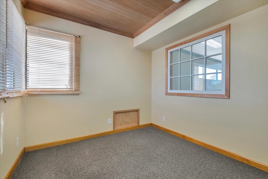 More Photos Of 716 Soquel Ave, Santa Cruz Storefront Retail Office For Lease