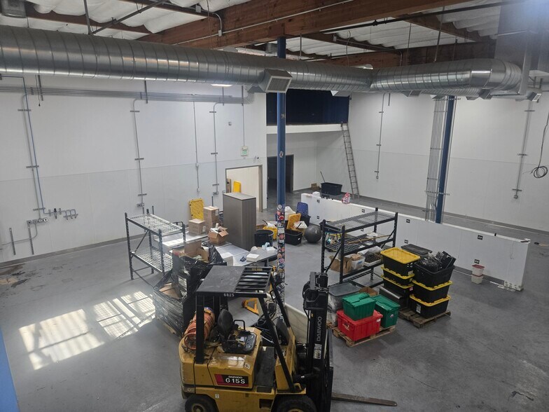 More Photos Of 1500 Burke Ave, San Francisco Manufacturing For Lease