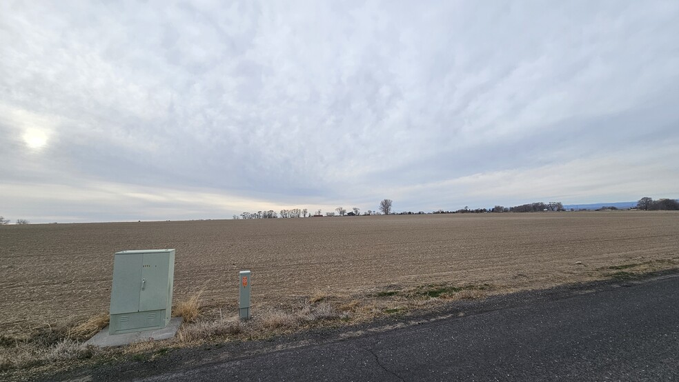 More Photos Of HWY 30 1600 E, Buhl Land For Sale