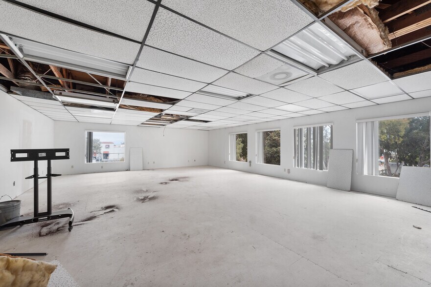 More Photos Of 720 N Ventura Rd, Port Hueneme Office Residential For Sale