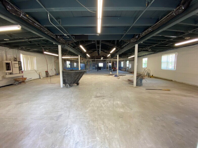 More Photos Of 4751 Broadway, Denver Warehouse For Sale