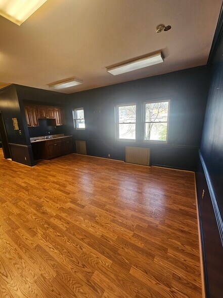 More Photos Of 5852 Washington Blvd, Arlington Storefront Retail Office For Lease